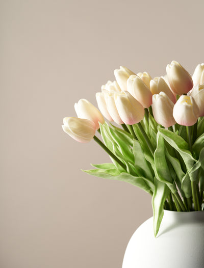 Faux Spring Flowers That Will Wow Your Guests