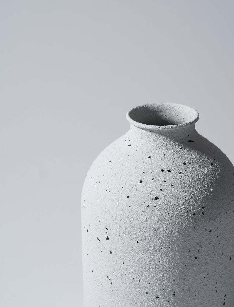 Arlo Vase - Speckled White